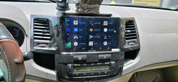 Màn hình Android dành cho xe Toyota Fortuner